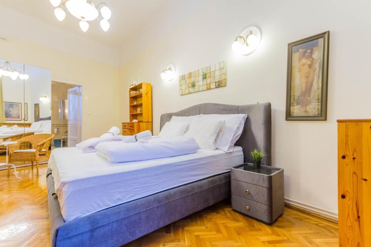 Friend Of Deak Ferenc Apartment Budapest Luaran gambar