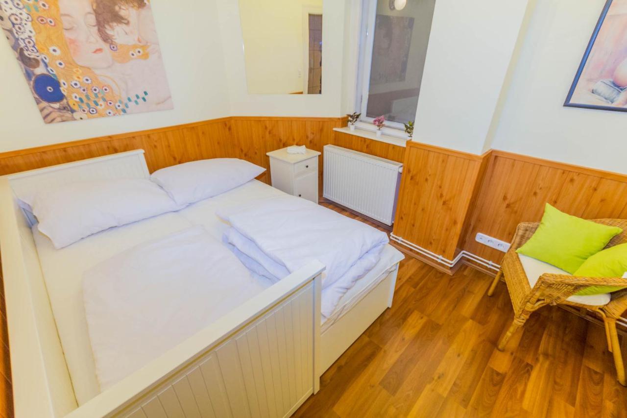 Friend Of Deak Ferenc Apartment Budapest Luaran gambar