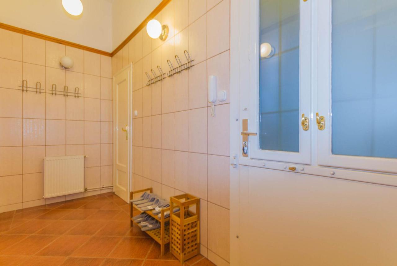 Friend Of Deak Ferenc Apartment Budapest Luaran gambar