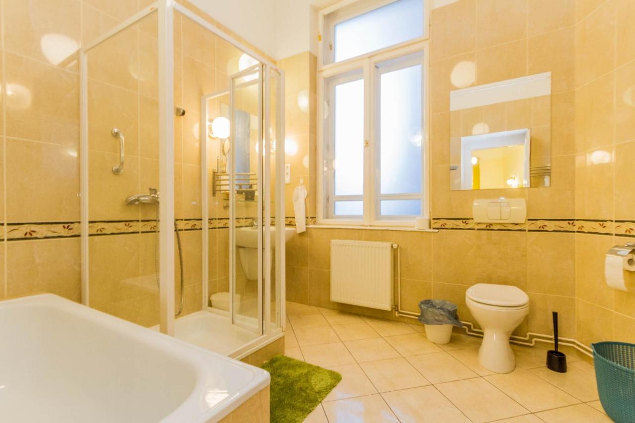 Friend Of Deak Ferenc Apartment Budapest Luaran gambar